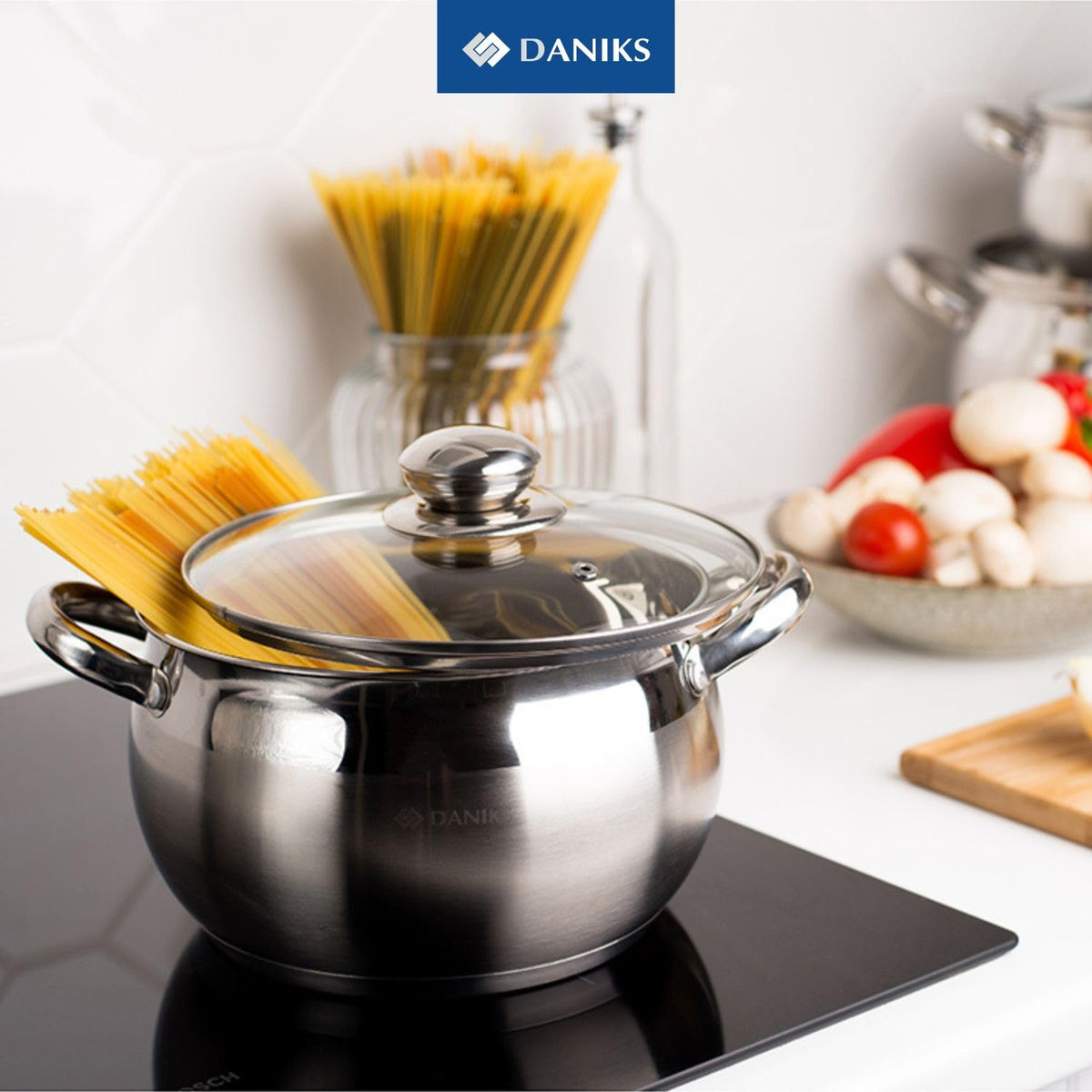6.5 Quart Stainless Steel Stock Pot with Glass Lid U214196