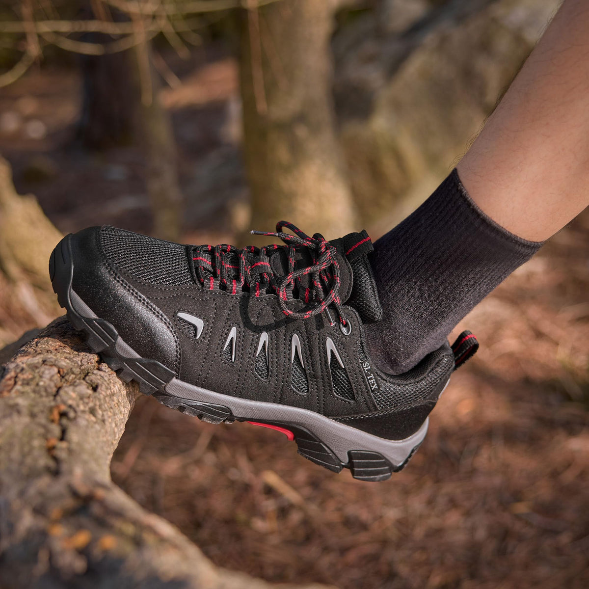 Men's Waterproof Lightweight Low Top Hiking Shoes I59620